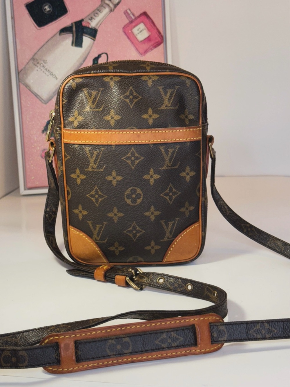 Louis Vuitton Monogram Danube Crossbody Bag Vintage 1999 💫